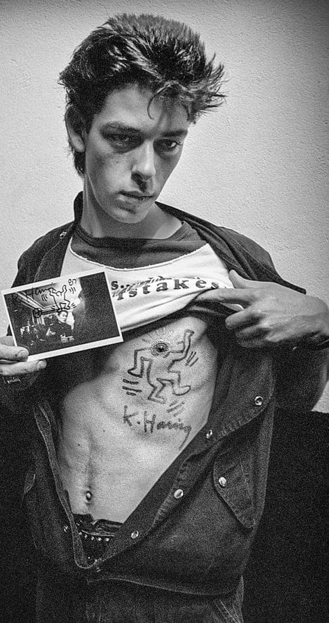 Keith Haring in der Eingangshalle des Dolce Vita, am 2. Oktober 1987.