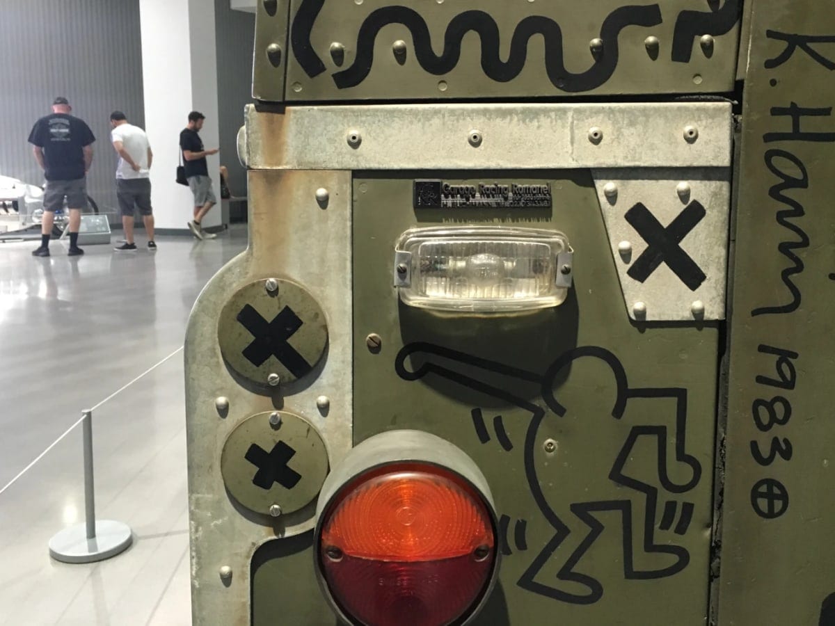 Der Land Rover, ausgestellt im Petersen Automotive Museum in Los Angeles. Foto Kevin Ferguson, KPCC.