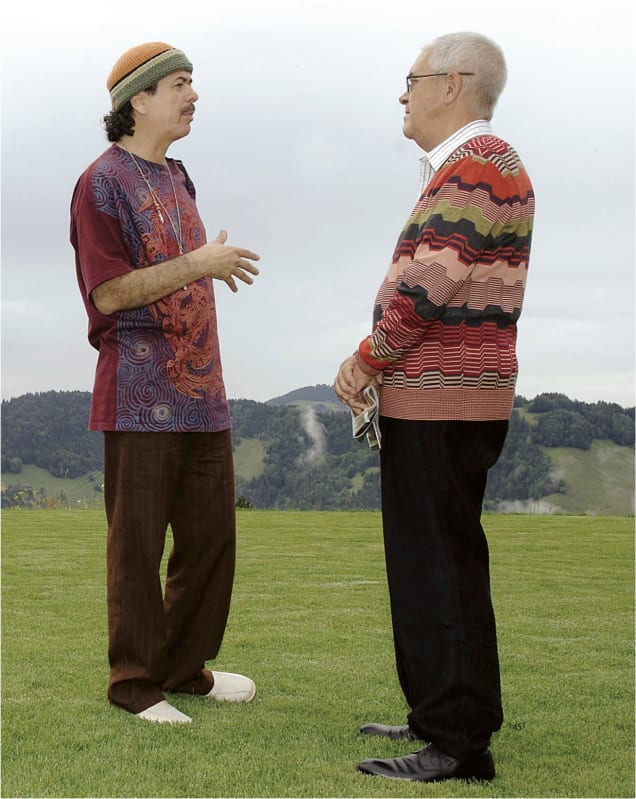 Carlos Santana e Claude Nobs agli chalet di Caux, nel 2006.