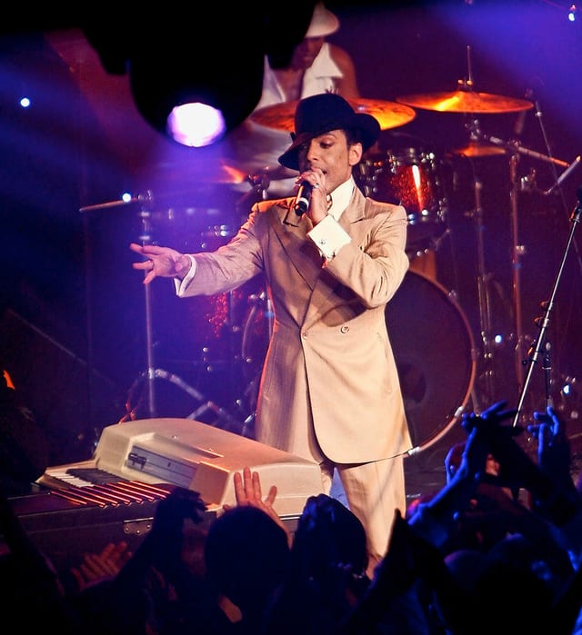 Prince im Jazz Café, dem Club des Festivals, in der Nacht vom 16. auf den 17. Juli 2007, nach seinem Stravinski-Konzert, bei dem er Fotos verboten hatte.