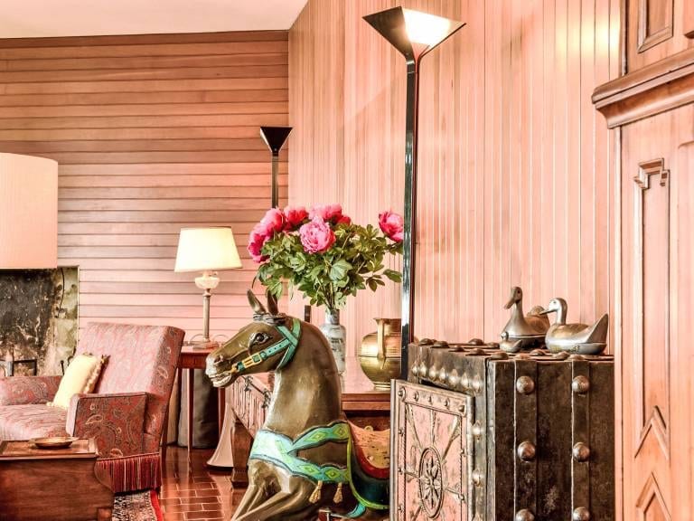 Die dekorativen Enten, denen das Haus seinen Spitznamen „Duck House“ verdankt.