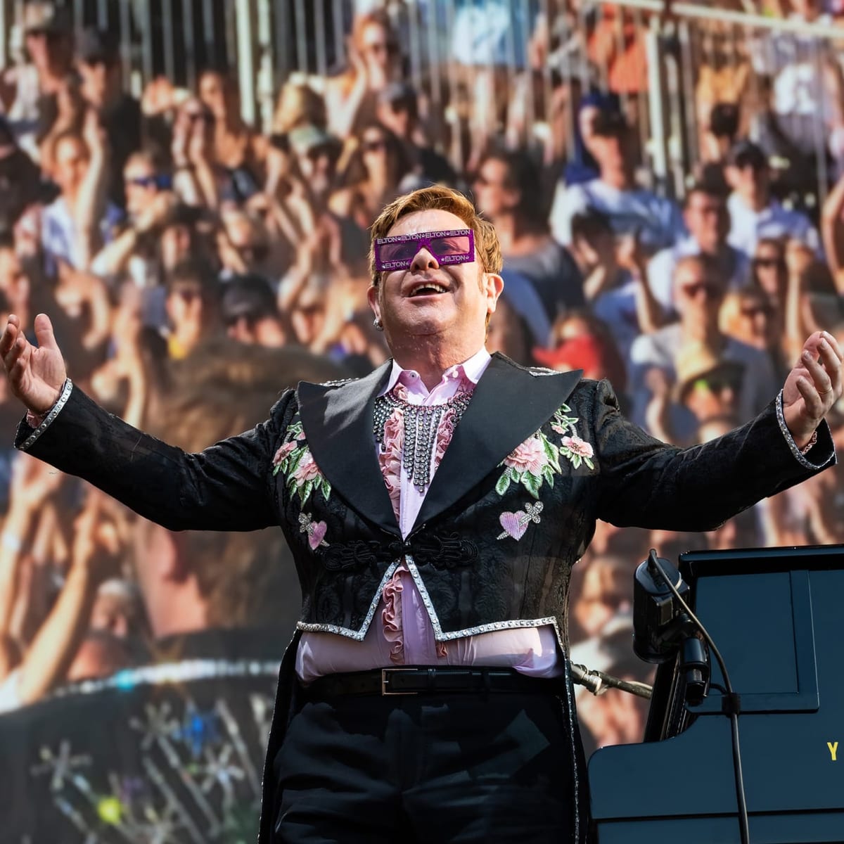Elton John beim Montreux Jazz Festival, im Stadion La Saussaz, 2019.