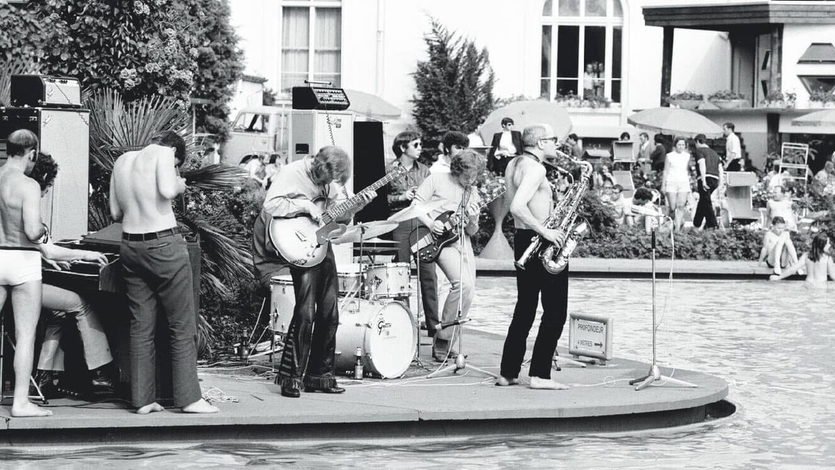 Ein Festivalkonzert am Schwimmbad des Casinos 1969, in den allerersten Tagen des Montreux Jazz.