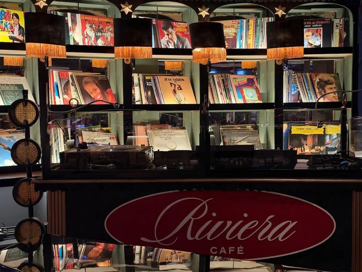 Riviera Café